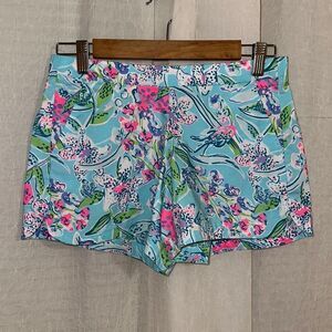 Lilly Pulitzer XS 4.5” Lightweight Cotton Resort Floral Blue 3 Pocket Shorts